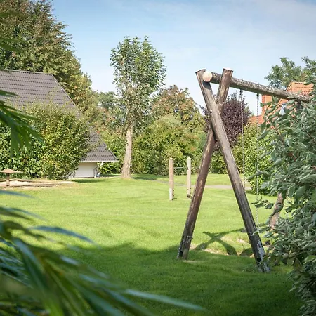 Achtern Diek 2-30 * Dorumer Neufeld